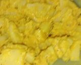 A picture of step 1 of Aloo pakoda.