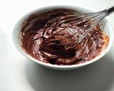 Une image de l'étape 5 de Mousse au chocolat.
