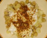 A picture of step 4 of Potato basket chaat.