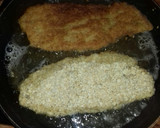 Foto del paso 5 de la receta: Filete crujiente, empanizado con galletas
