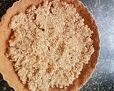 A picture of step 6 of Mango flower tart.