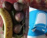 A picture of step 2 of Thick banana n figs smoothie.