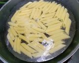 A picture of step 2 of White Sauce Penne Pasta.