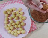 Foto langkah ke 5 dari resep Palm cheese cookies.