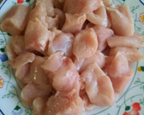 Foto del paso 1 de la receta: Pechuga de pollo con tomate 🍅