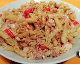 Foto del paso 7 de la receta Refrescante ensalada de pasta variada, atún y surimi
