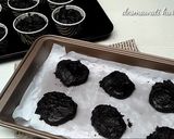 Foto langkah ke 4 dari resep Cookies & Cup Cake Brownies Cruncy di Luar Lumer di Dalam.