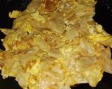 Foto del paso 3 de la receta: Tortilla frita con huevo 😋