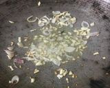 Foto langkah ke 2 dari resep Nasi Goreng ala Mama.
