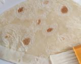 Gambar langkah 7 resipi Mini Chicken Wraps.