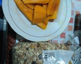 Foto langkah ke 1 dari resep Muesli with Mangyochia.