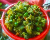 બ્રોકલી લીલા વટાણા નું શાક (Broccoli Lila Vatana Shak Recipe In Gujarati) રેસીપી સ્ટેપ6ફોટો