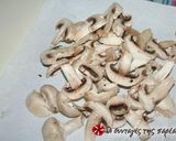 A picture of step 1 of Mushrooms with feta cheese.