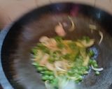 A picture of step 2 of मटार पोहे.