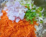A picture of step 1 of Chinese pakoda.