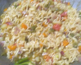 வெஜிடபிள் மேகி நூடுல்ஸ் ரெசிபி ஸ்டேப் 4 புகைப்படம்