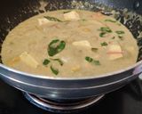 A picture of step 9 of Veg Thai Green Curry.