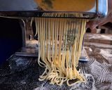 Foto del paso 5 de la receta: Tallarines de semolin, huevo y perejil