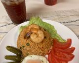 A picture of step 4 of Nasgor Udun (UDang tUNa)/Tuna Shrimp Fried Rice.