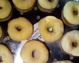 Foto langkah ke 5 dari resep Donat irit.