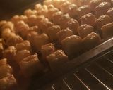 Omlós sajtos mini kocka recept fázis 3 fotója