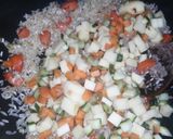 Foto del paso 4 de la receta: Arroz 🍚 primavera con salchicha