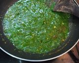 A picture of step 2 of Spinach pasta.