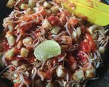 Foto langkah ke 5 dari resep Sambel taoge mentimun.