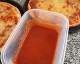 Foto del paso 1 de la receta: Tuco con la salsa que sobró de pizza y chorizos a la parrilla🇺🇾
