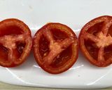 Foto del paso 1 de la receta: Tomates rellenos sin atún