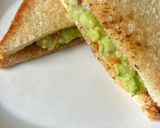 A picture of step 3 of Avocado Sandwich.