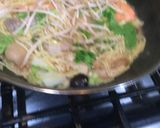 A picture of step 6 of Assorted Taiwanese Noodle  Soup 台灣的什錦麵.
