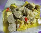 Foto langkah ke 4 dari resep Tumis Bakso Tahu.