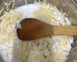 Foto del paso 4 de la receta: 629. Pennes con salsa de cuatro quesos y salsa de trufa (principal pasta)