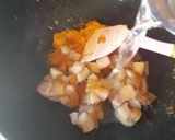 Foto langkah ke 2 dari resep Gulai Kikil Telur Puyuh.
