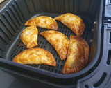 Foto del paso 3 de la receta: Empanadillas en freidora de aire Cosori