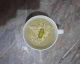 Brokkolikrémleves füstölt sajttal recept fázis 4 fotója
