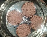 A picture of step 7 of Ragi idiyappam.