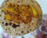 A picture of step 2 of Parantha roll.