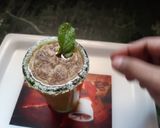 A picture of step 9 of Kachha Aam panna.