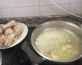 Foto del paso 3 de la receta: Pollo en salsa a la mostaza y miel con cerveza