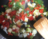 Foto del paso 1 de la receta: Bacalao en salsa con almejas y sepia al eneldo