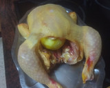 Foto del paso 2 de la receta: Pollo asado casero con guarnición