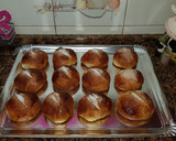 Foto del paso 6 de la receta: Suizos o bollos de leche