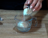 Foto del paso 1 de la receta: Pastel cremoso de chocolate sin horno y sin batidora