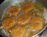 A picture of step 4 of Chicken nuggets.