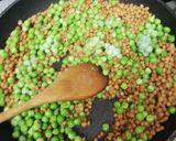 Foto del paso 5 de la receta Salteado de lentejas con tofu y guisantes