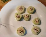 Foto del paso 5 de la receta Falso sushi de pepino, salmón y atún