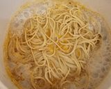Foto langkah ke 4 dari resep Creamy Mala Fusion Pasta.