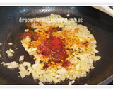 Foto del paso 1 de la receta: Guisantes con jamón y huevo pochè